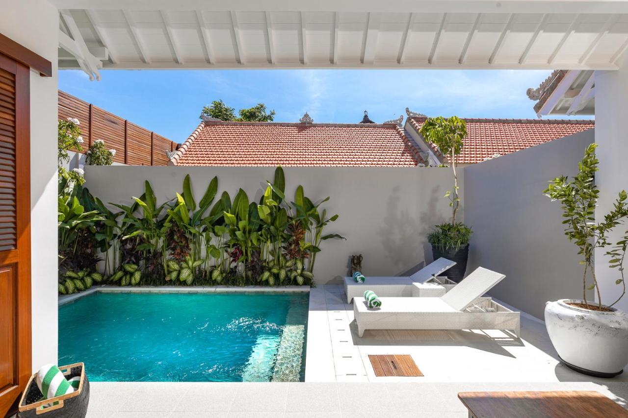 Villa Revo Seminyak Exterior foto
